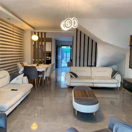 özel Havuzlu Lüx Villa Kusadasi